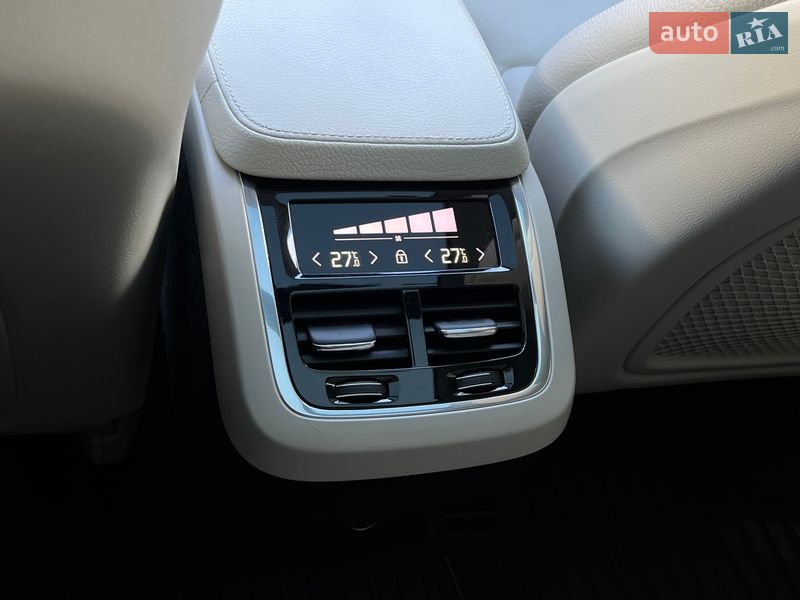 Внедорожник / Кроссовер Volvo XC90 2020 в Ивано-Франковске фото 29 Внедорожник / Кроссовер Volvo XC90 2020 в Ивано-Франковске