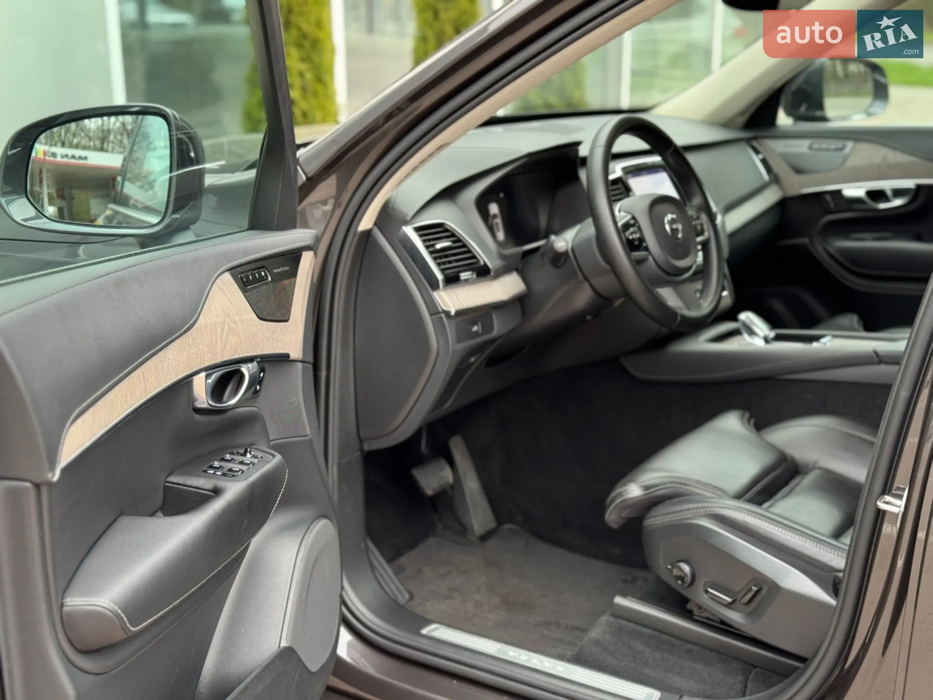 2023 Volvo XC90 - мініатюра 32