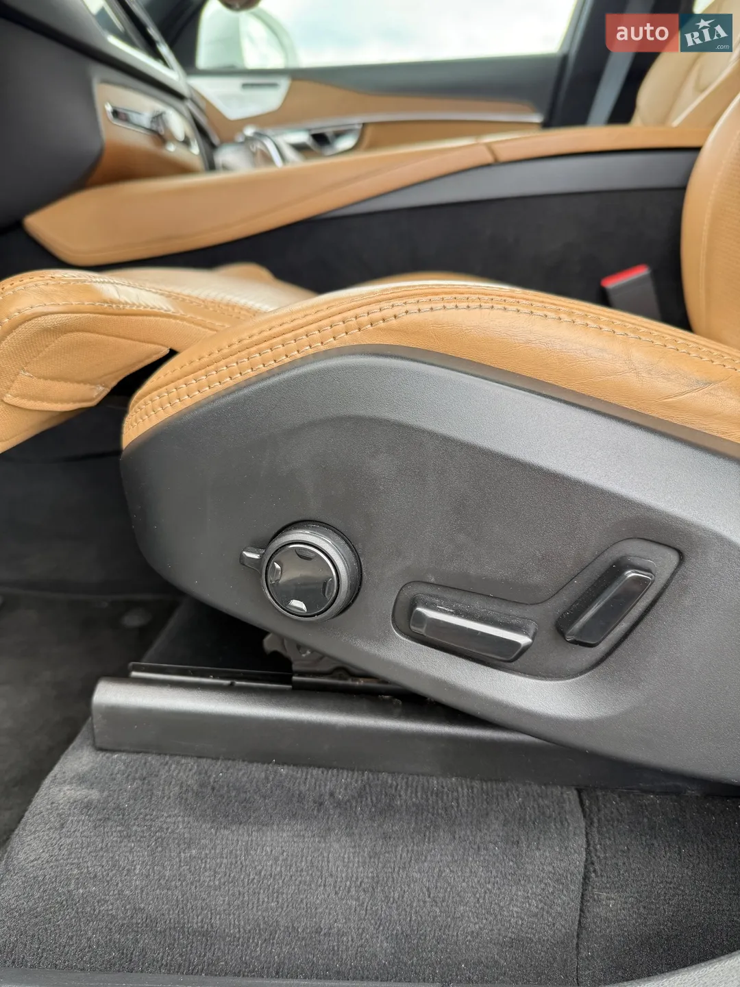 2018 Volvo XC90 - мініатюра 39