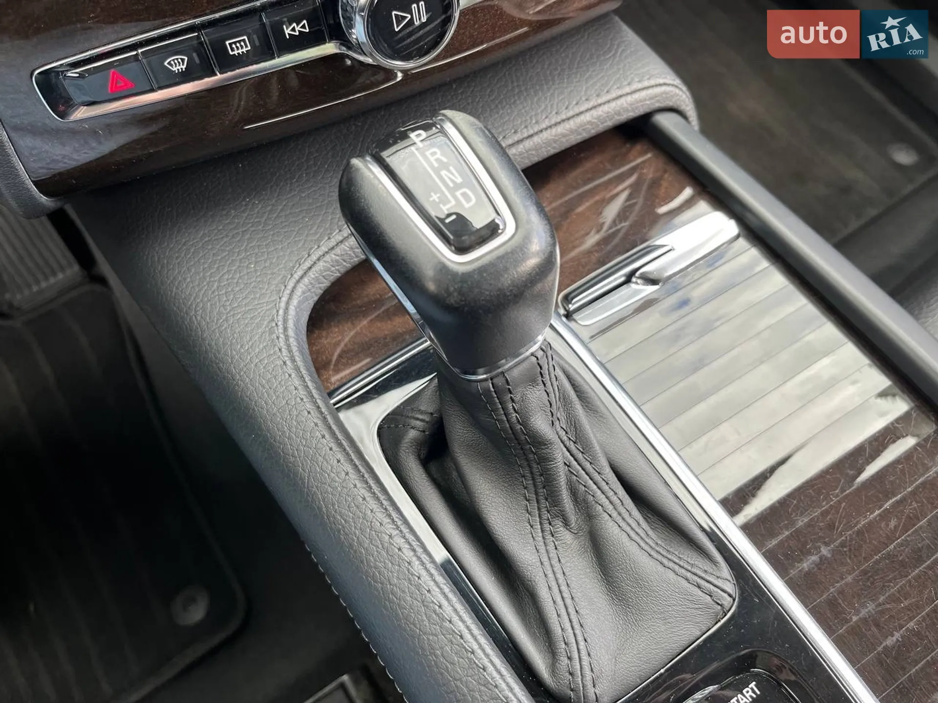 2017 Volvo XC90 - мініатюра 26