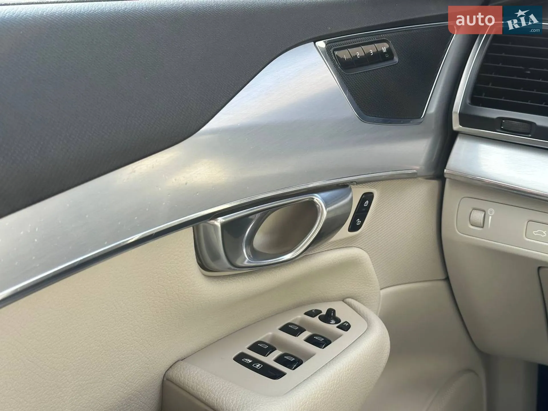 2016 Volvo XC90 - мініатюра 9