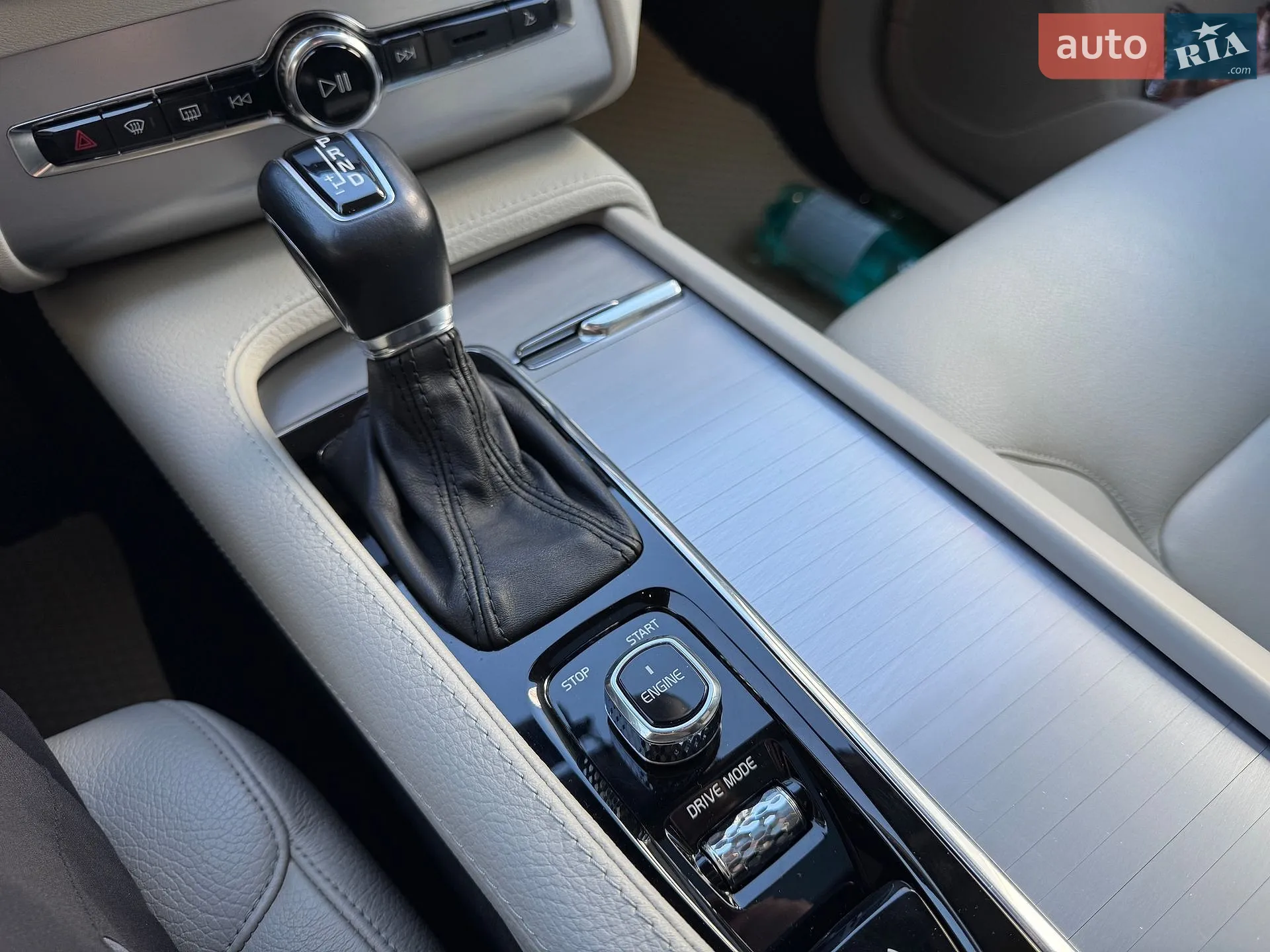 2016 Volvo XC90 - мініатюра 20