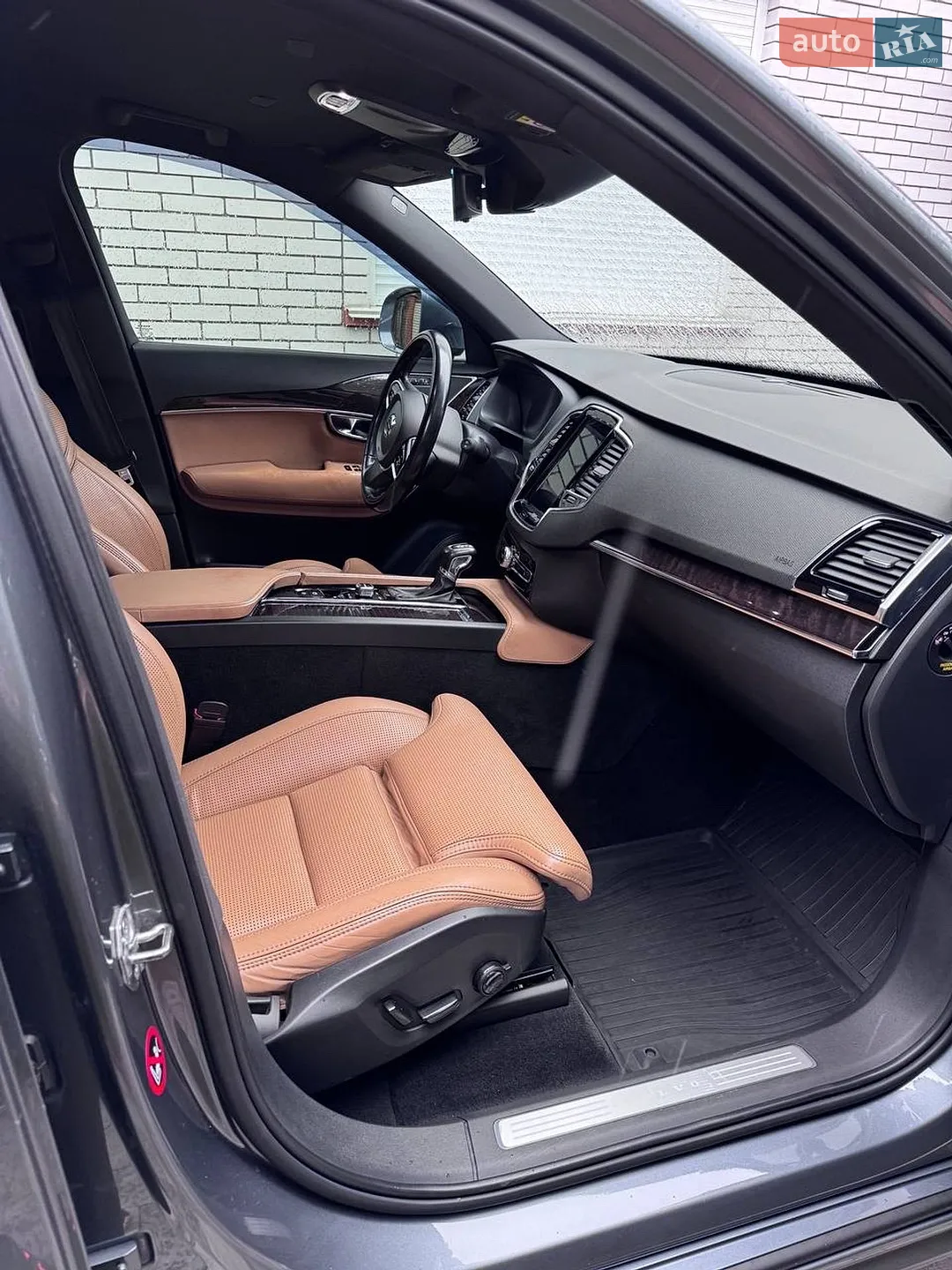 2017 Volvo XC90 - мініатюра 6
