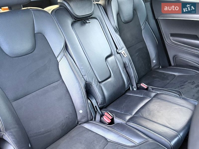 Внедорожник / Кроссовер Volvo XC90 2015 в Самборе