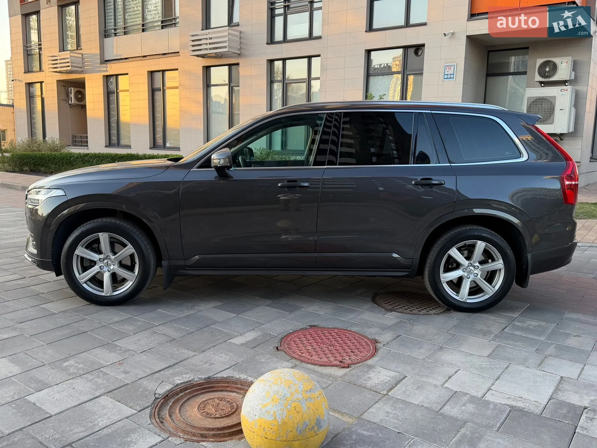 2023 Volvo XC90 - мініатюра 3