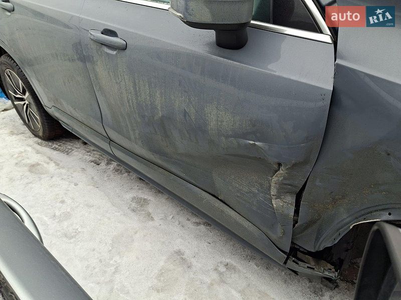 Внедорожник / Кроссовер Volvo XC90 2021 в Киеве