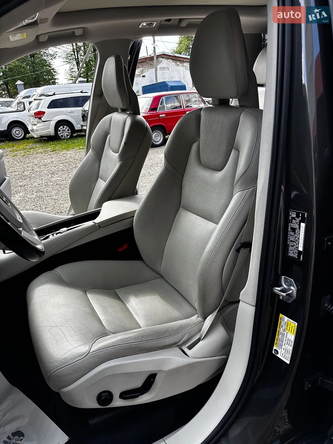 2017 Volvo XC90 - мініатюра 18