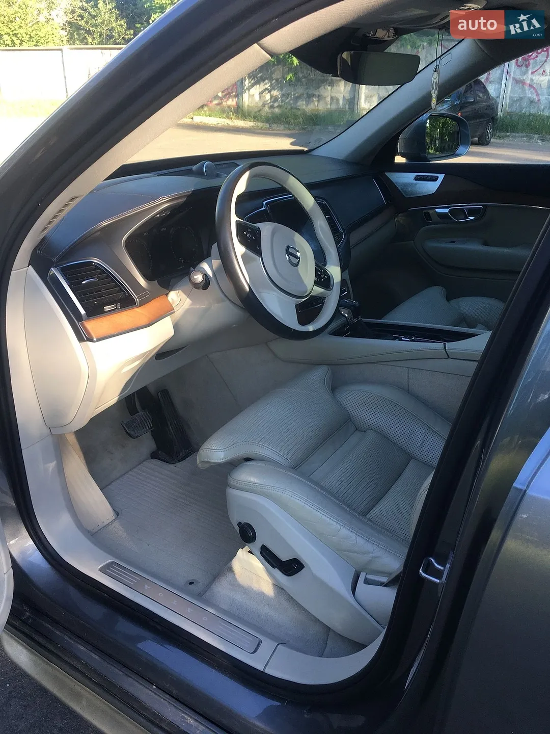 2015 Volvo XC90 - мініатюра 15