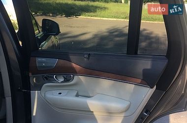 Внедорожник / Кроссовер Volvo XC90 2015 в Киеве