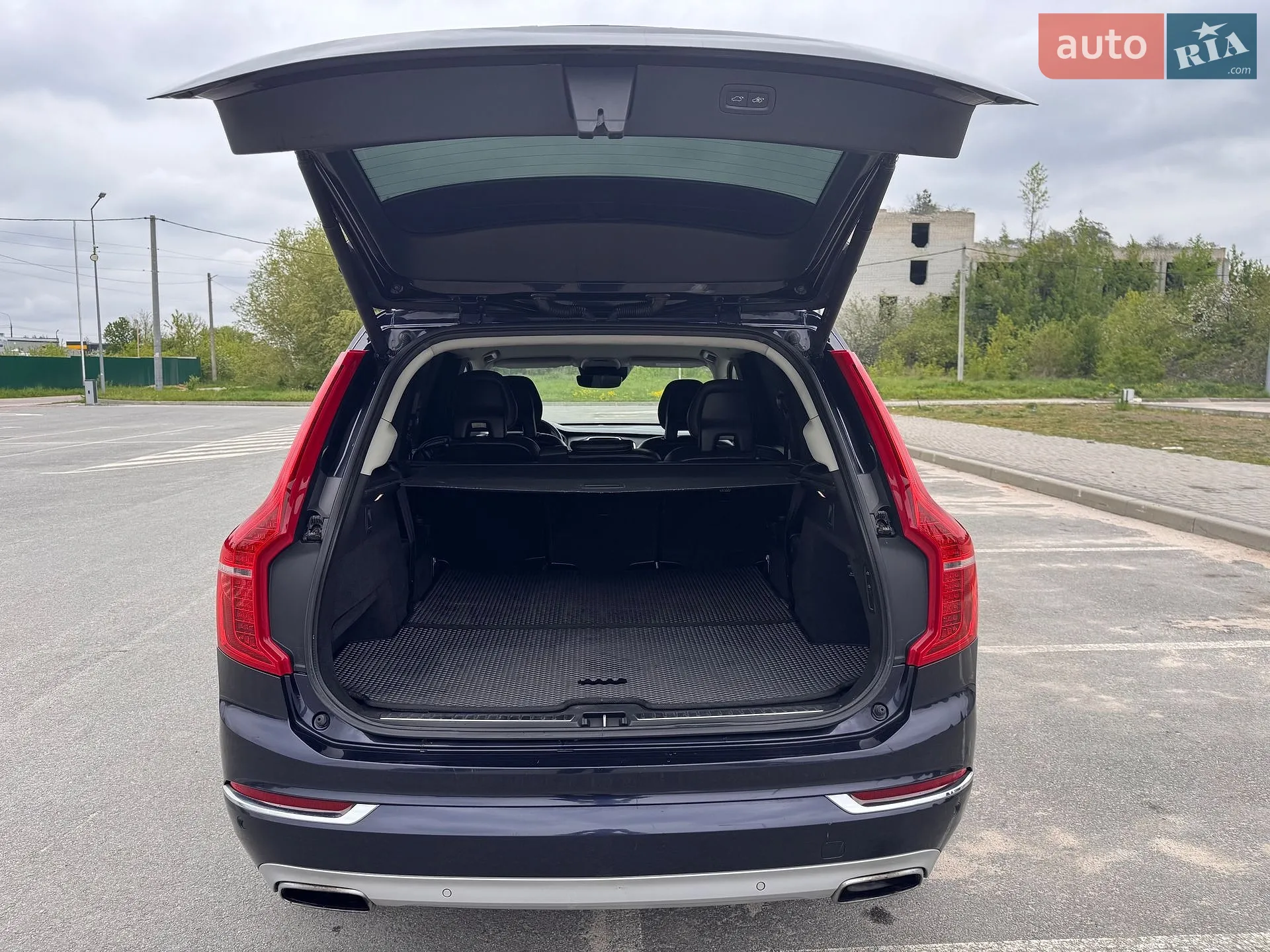 2015 Volvo XC90 - мініатюра 6