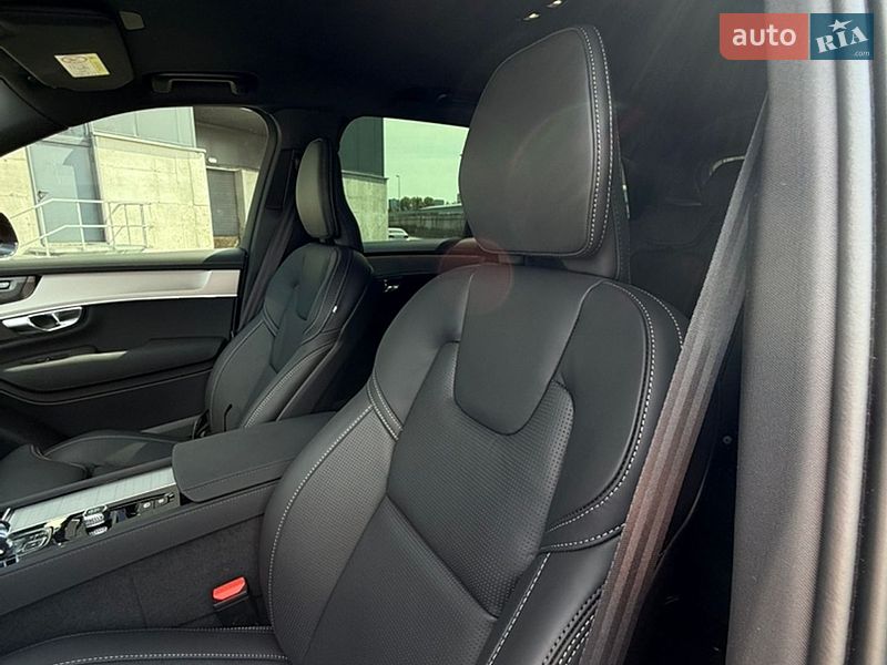 Внедорожник / Кроссовер Volvo XC90 2026 в Киеве