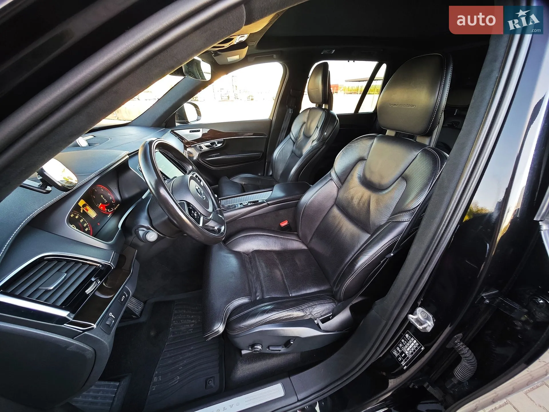 2016 Volvo XC90 - мініатюра 23