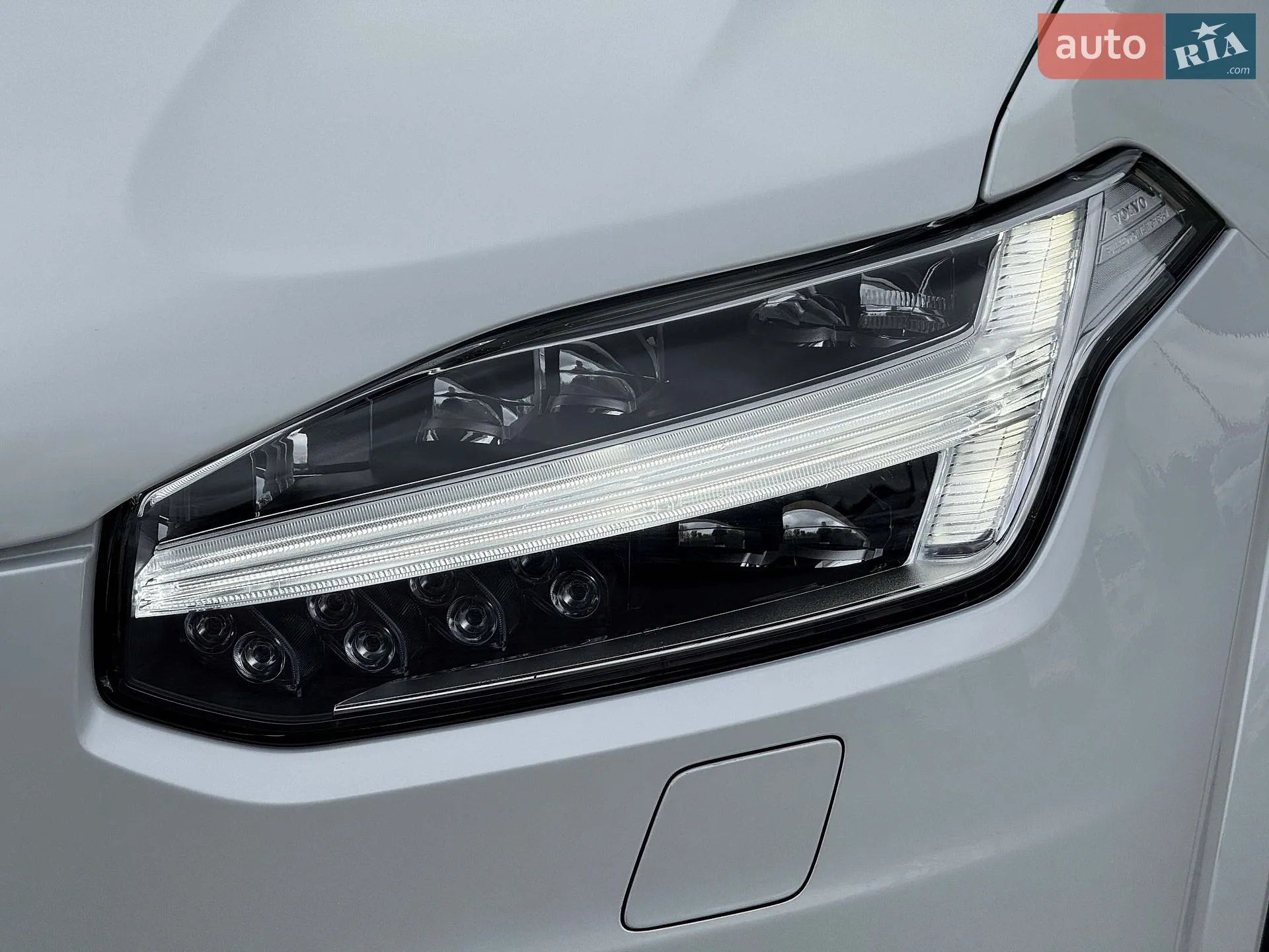 2018 Volvo XC90 - мініатюра 14