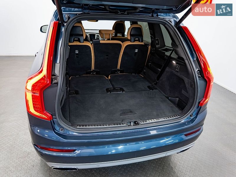 Внедорожник / Кроссовер Volvo XC90 2017 в Киеве