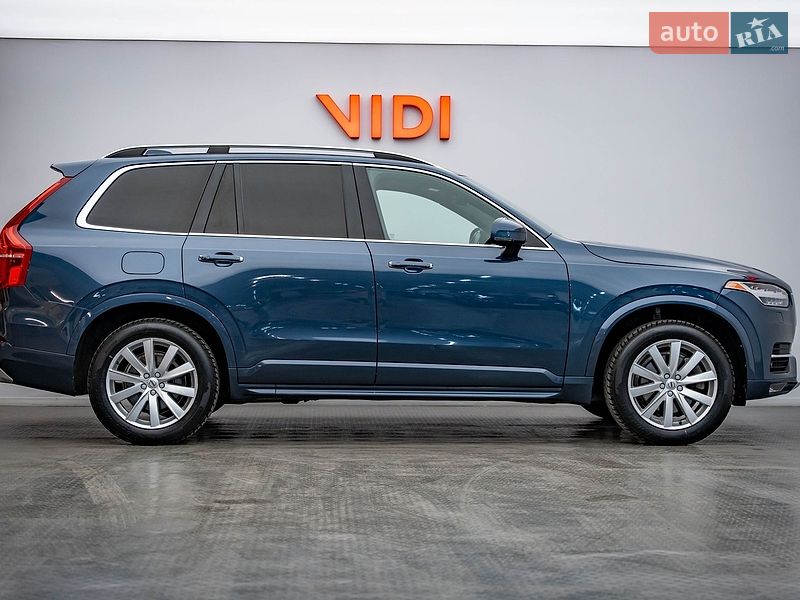 Внедорожник / Кроссовер Volvo XC90 2017 в Киеве