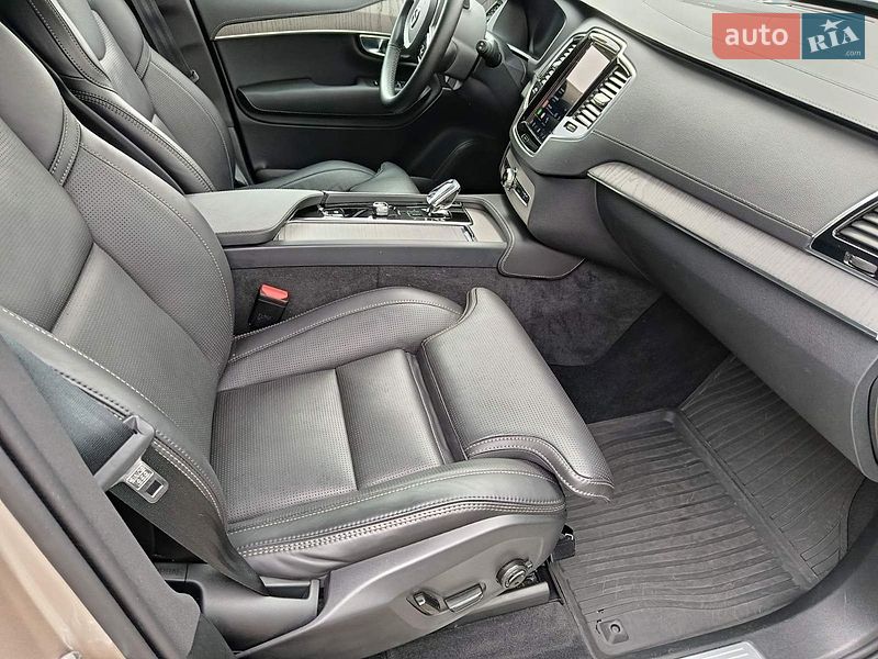 Позашляховик / Кросовер Volvo XC90 2024 в Києві