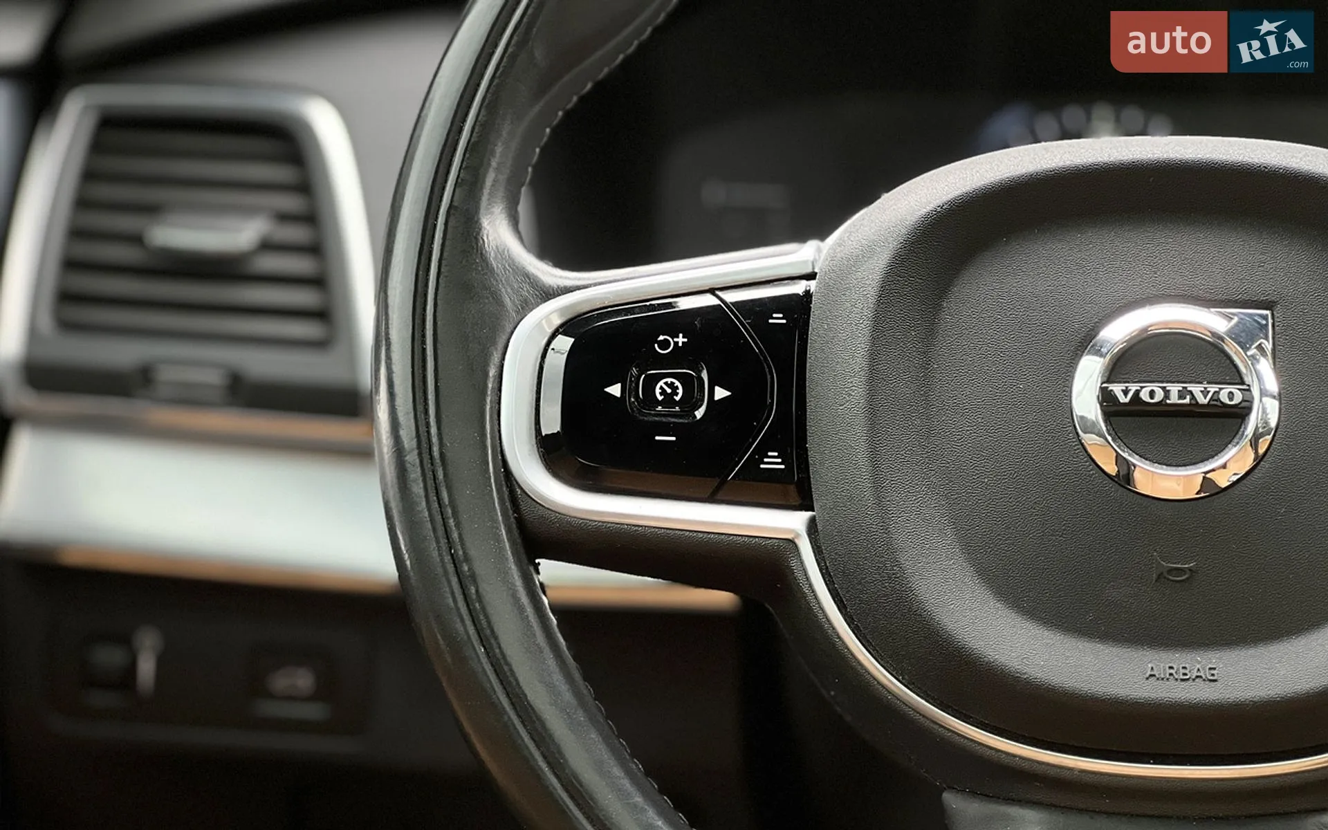 2017 Volvo XC90 - мініатюра 11