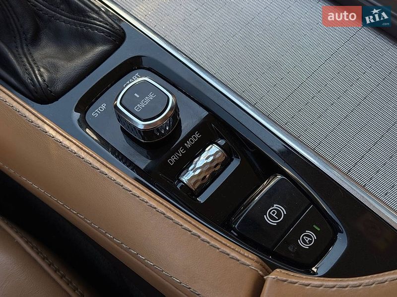 Позашляховик / Кросовер Volvo XC90 2016 в Рівному