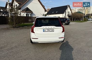 Внедорожник / Кроссовер Volvo XC90 2019 в Киеве