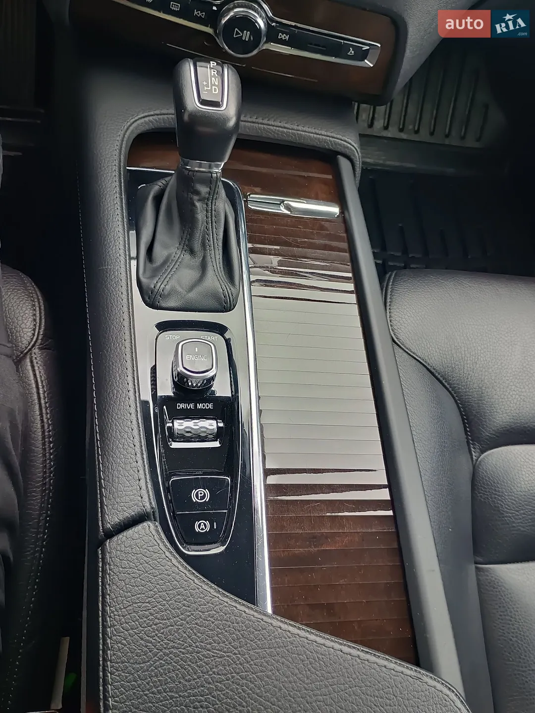 2017 Volvo XC90 - мініатюра 15