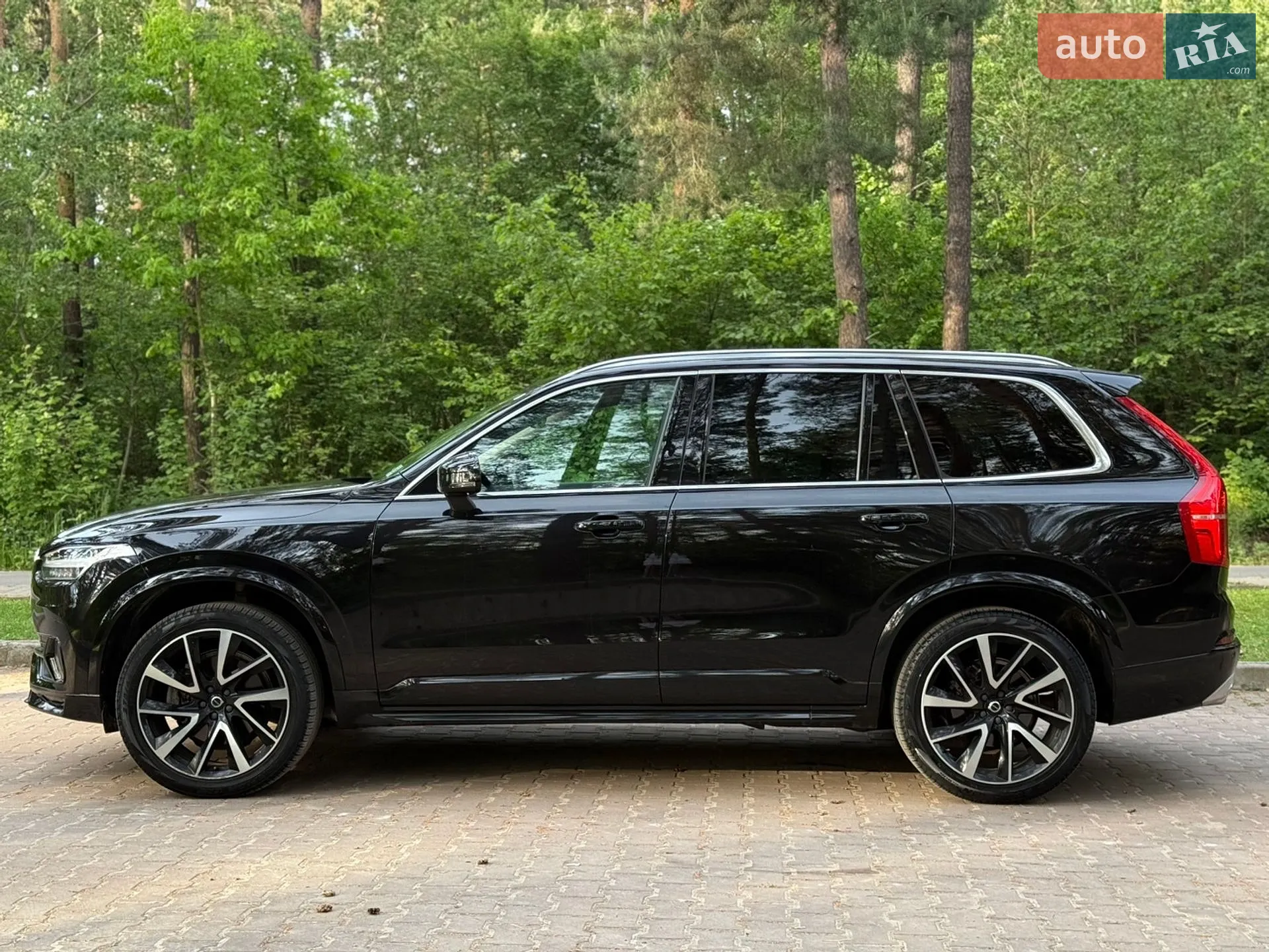 2020 Volvo XC90 - мініатюра 9