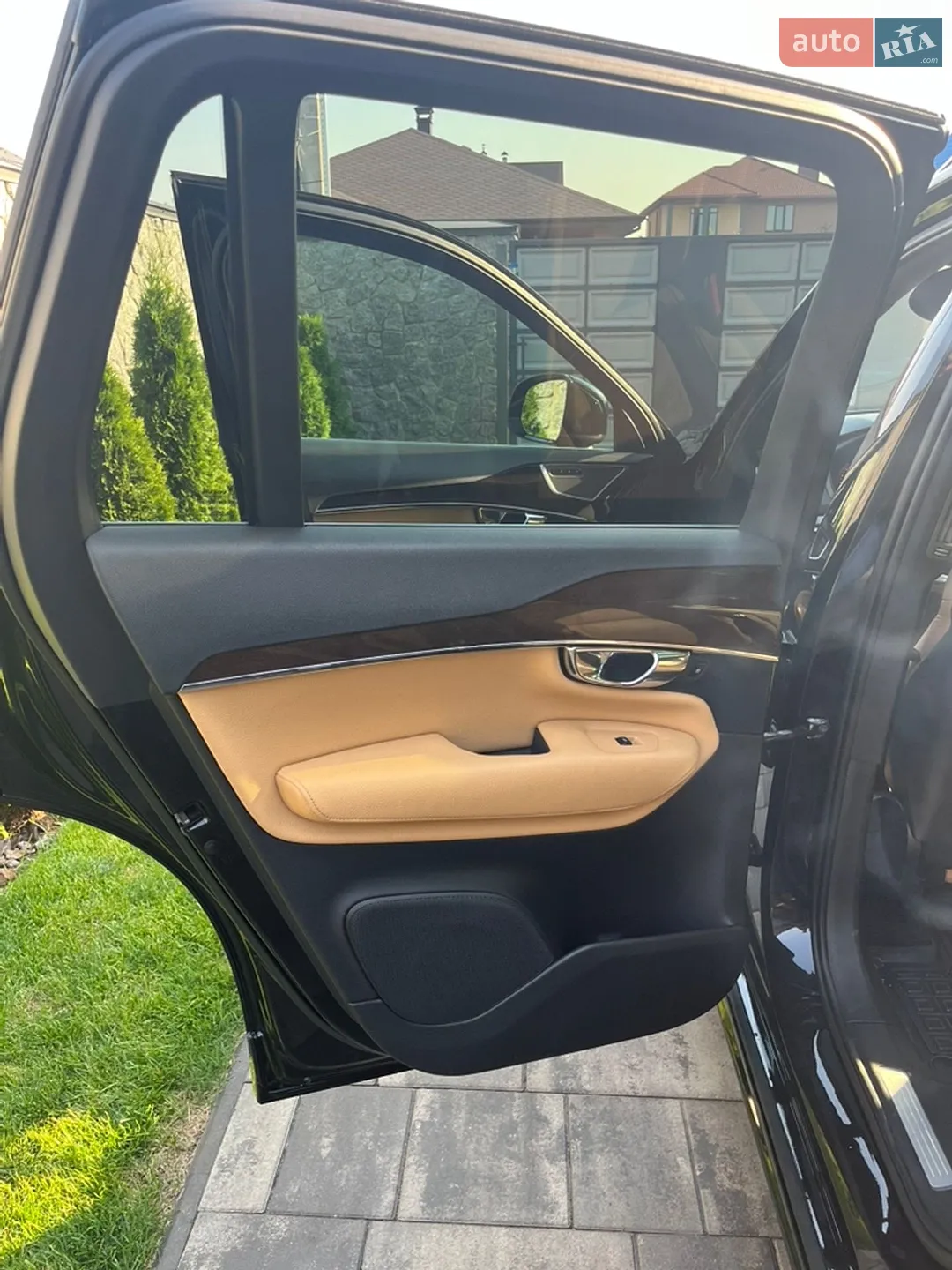 2015 Volvo XC90 - мініатюра 8