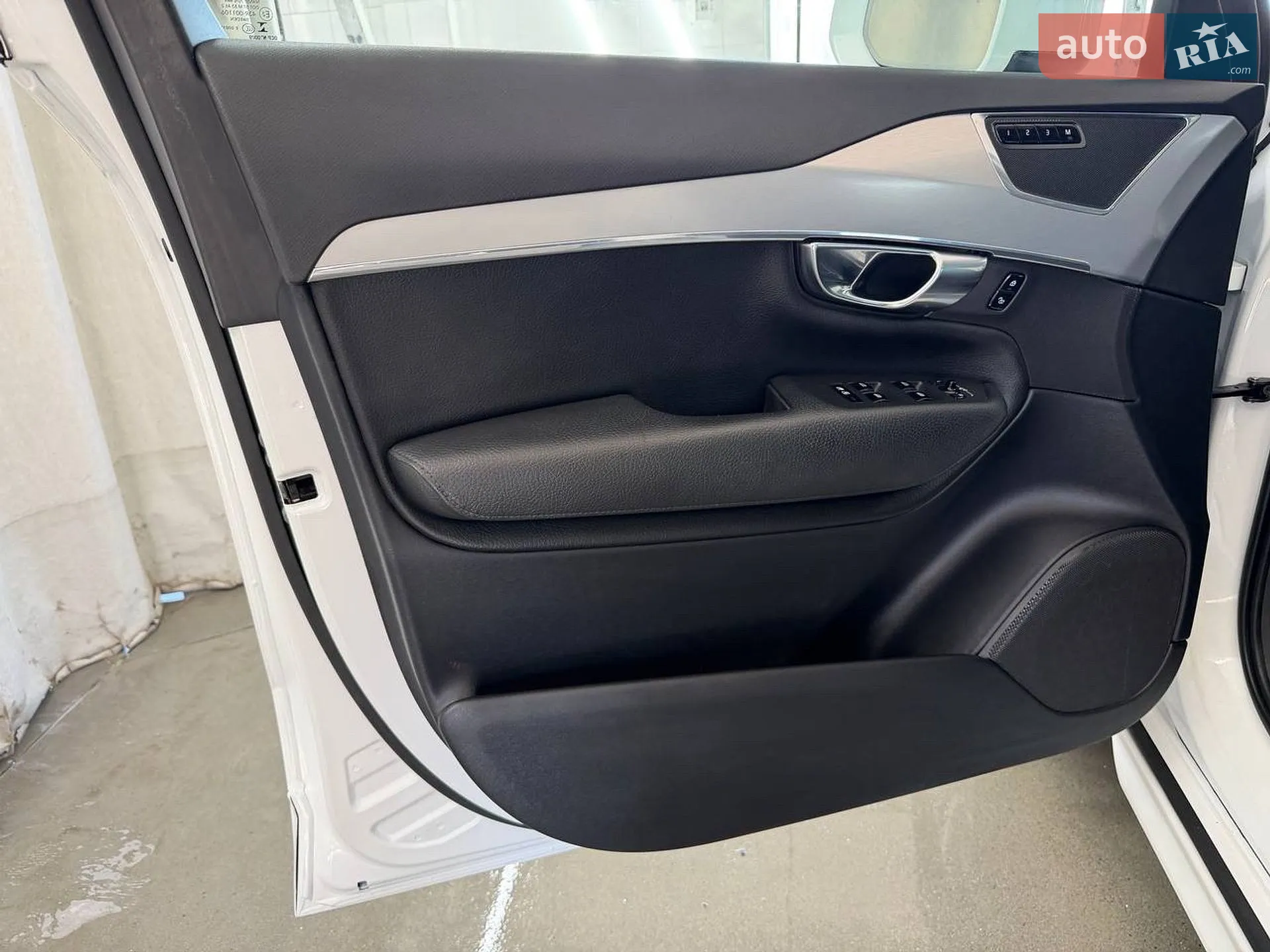2016 Volvo XC90 - мініатюра 16