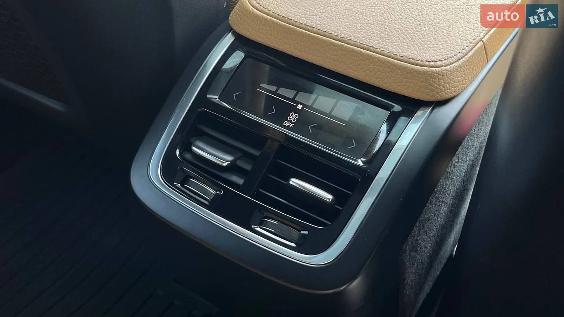 2016 Volvo XC90 - мініатюра 22