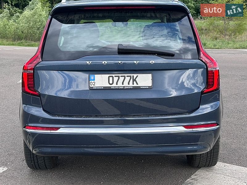 Внедорожник / Кроссовер Volvo XC90 2025 в Киеве