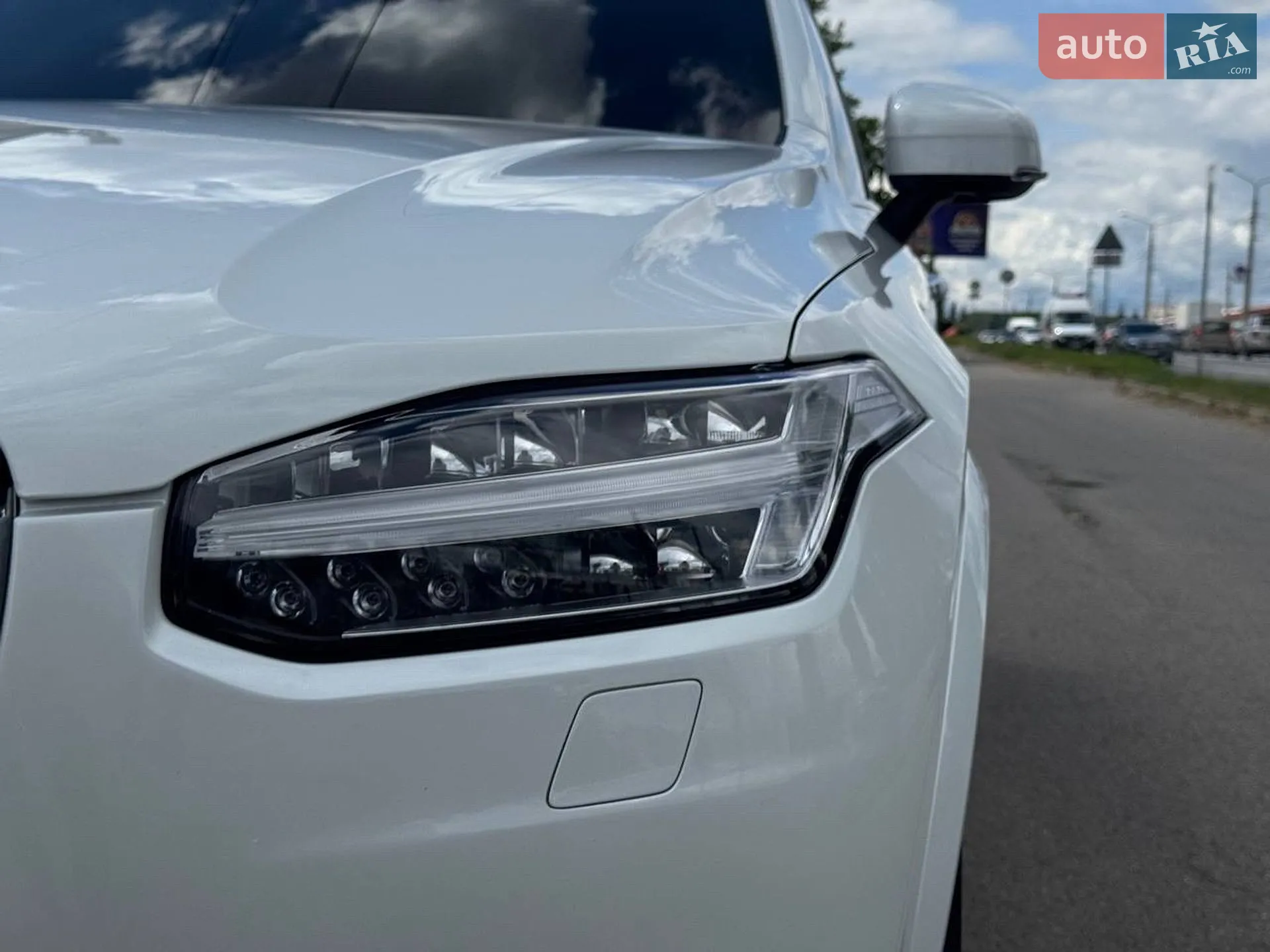 2018 Volvo XC90 - мініатюра 12