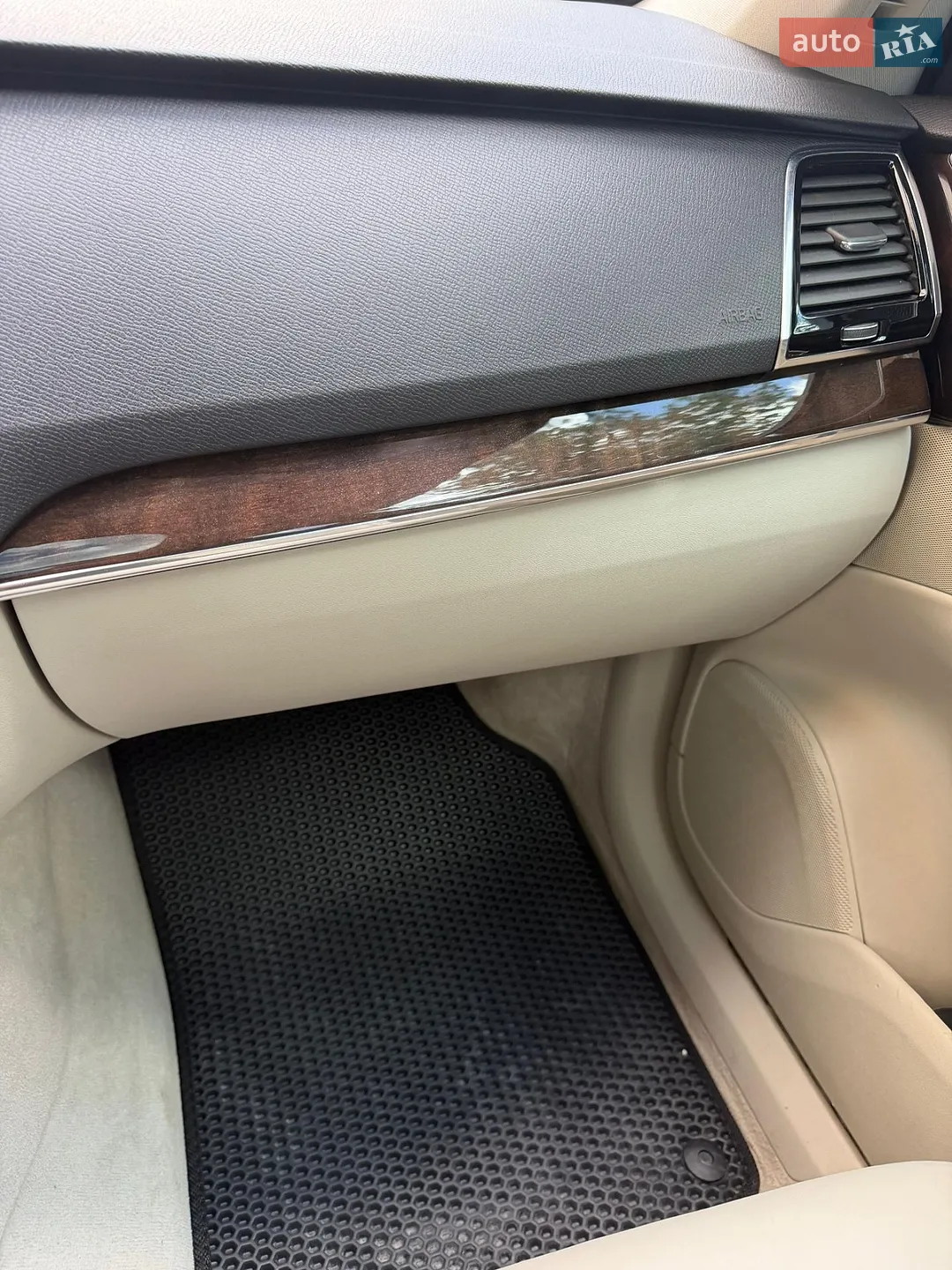 2015 Volvo XC90 - мініатюра 11