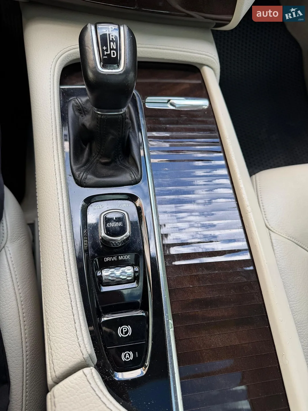 2015 Volvo XC90 - мініатюра 14