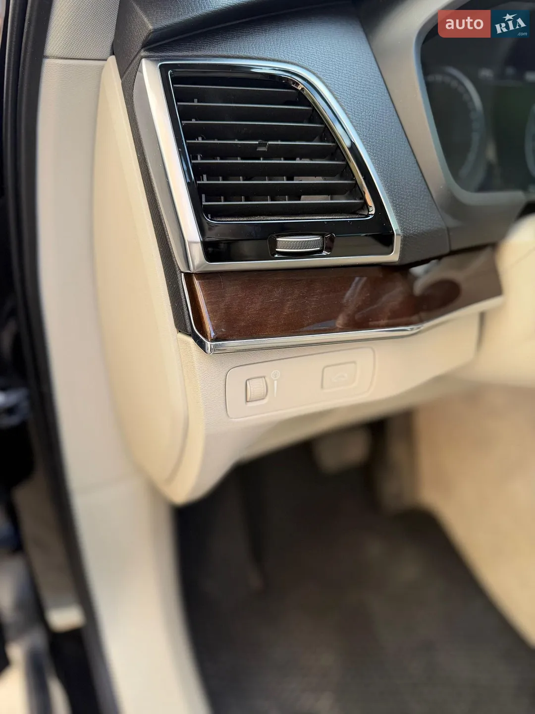 2015 Volvo XC90 - мініатюра 27