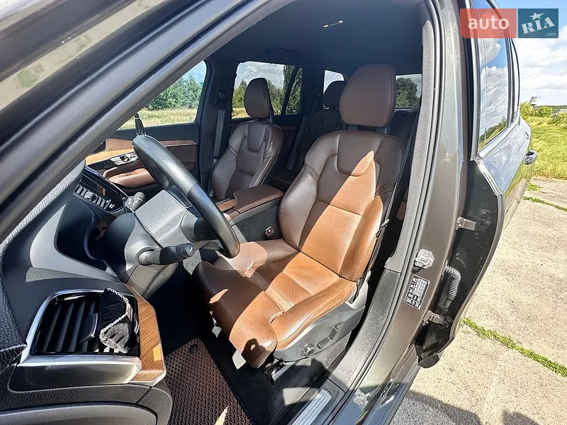 Volvo XC90 2021 VIN YV1LCL1VCM1768665 фото оголошення 26 з 76