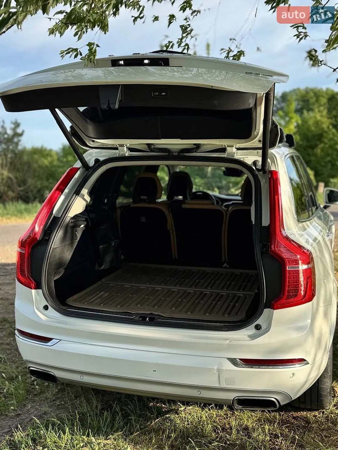2015 Volvo XC90 - мініатюра 9