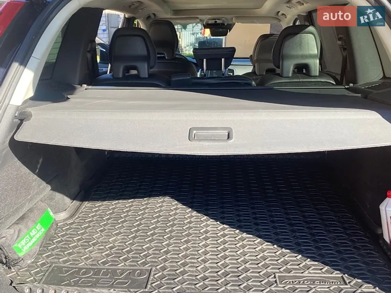 Volvo XC90 2018 VIN YV1LC68UCK1461433 фото оголошення 8 з 42