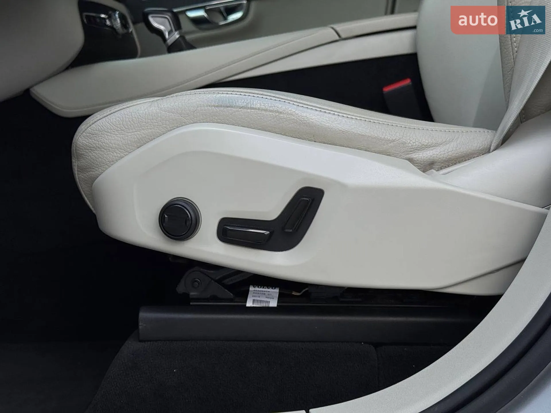 2020 Volvo XC90 - мініатюра 28