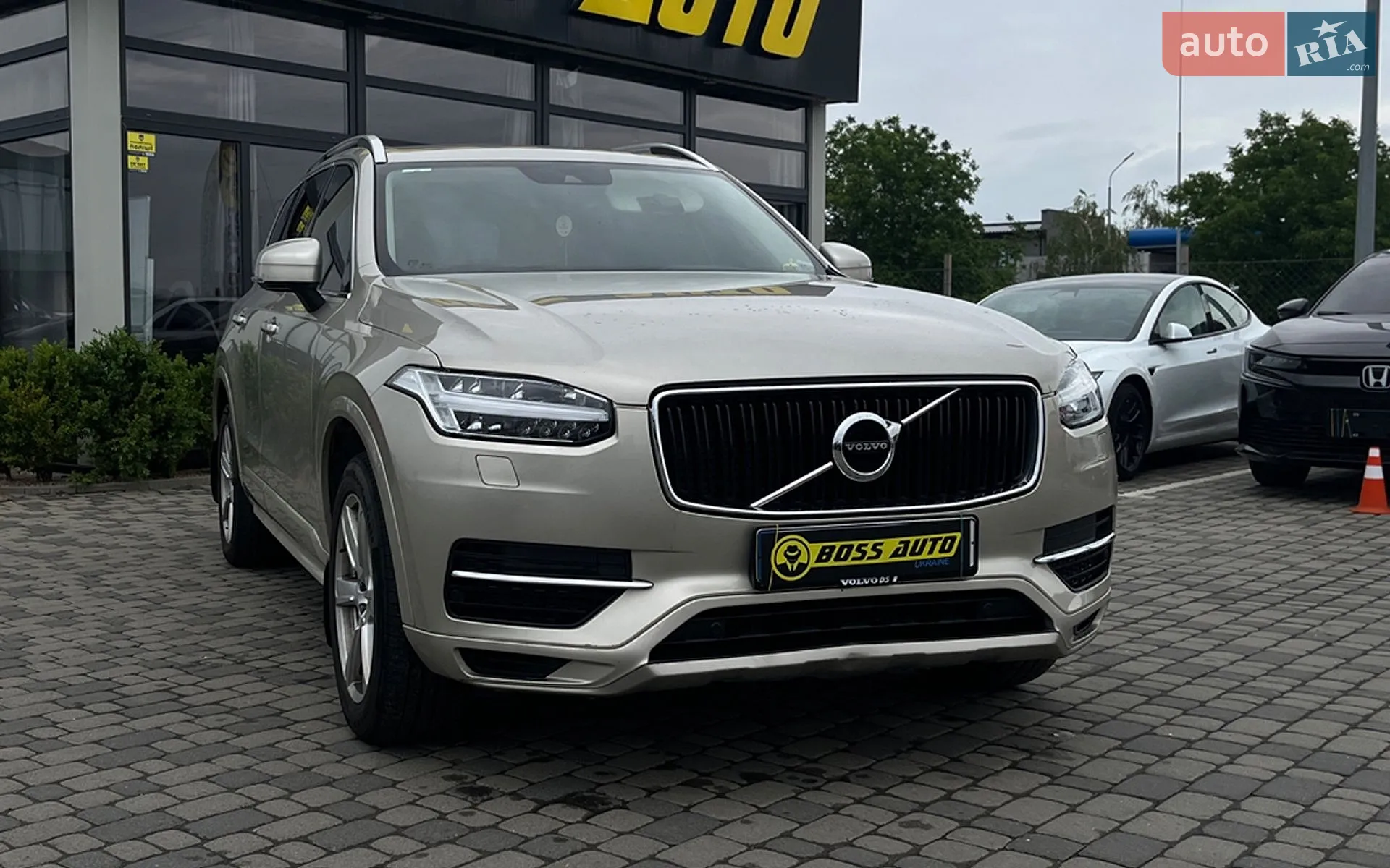 2019 Volvo XC90 - фото 1