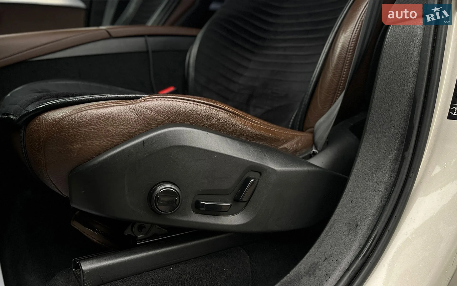 2019 Volvo XC90 - мініатюра 12