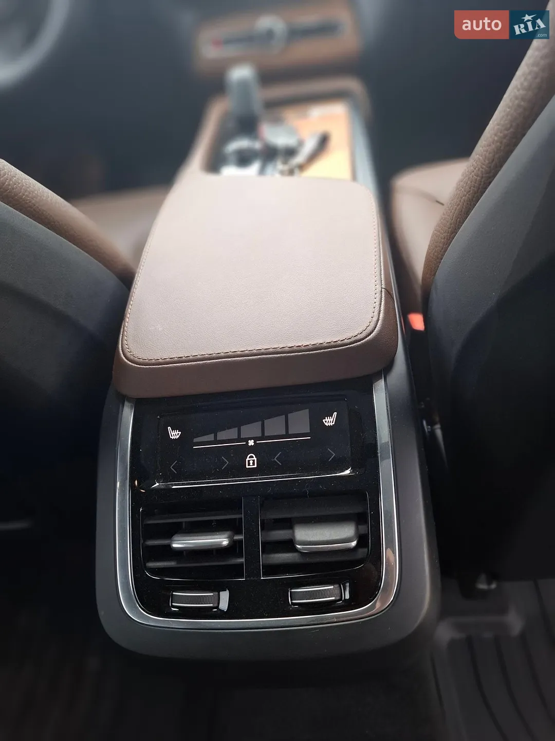2024 Volvo XC90 - мініатюра 12