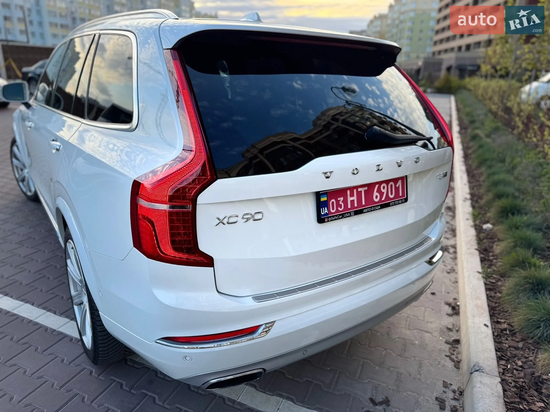 2017 Volvo XC90 - мініатюра 13
