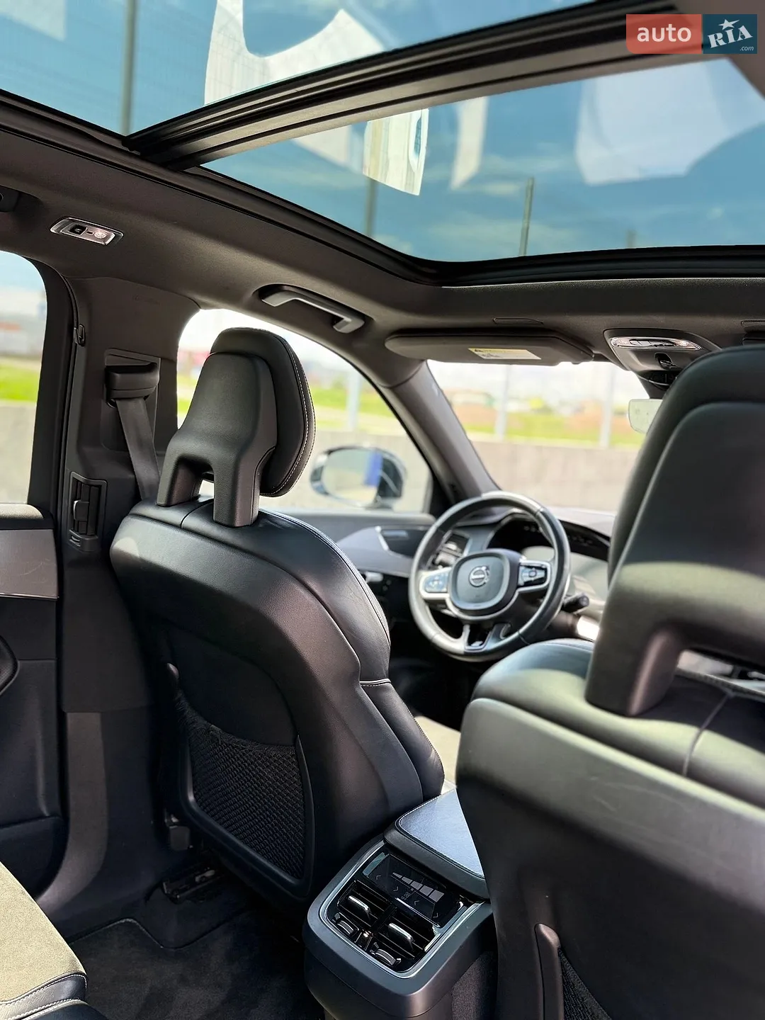 2017 Volvo XC90 - мініатюра 16