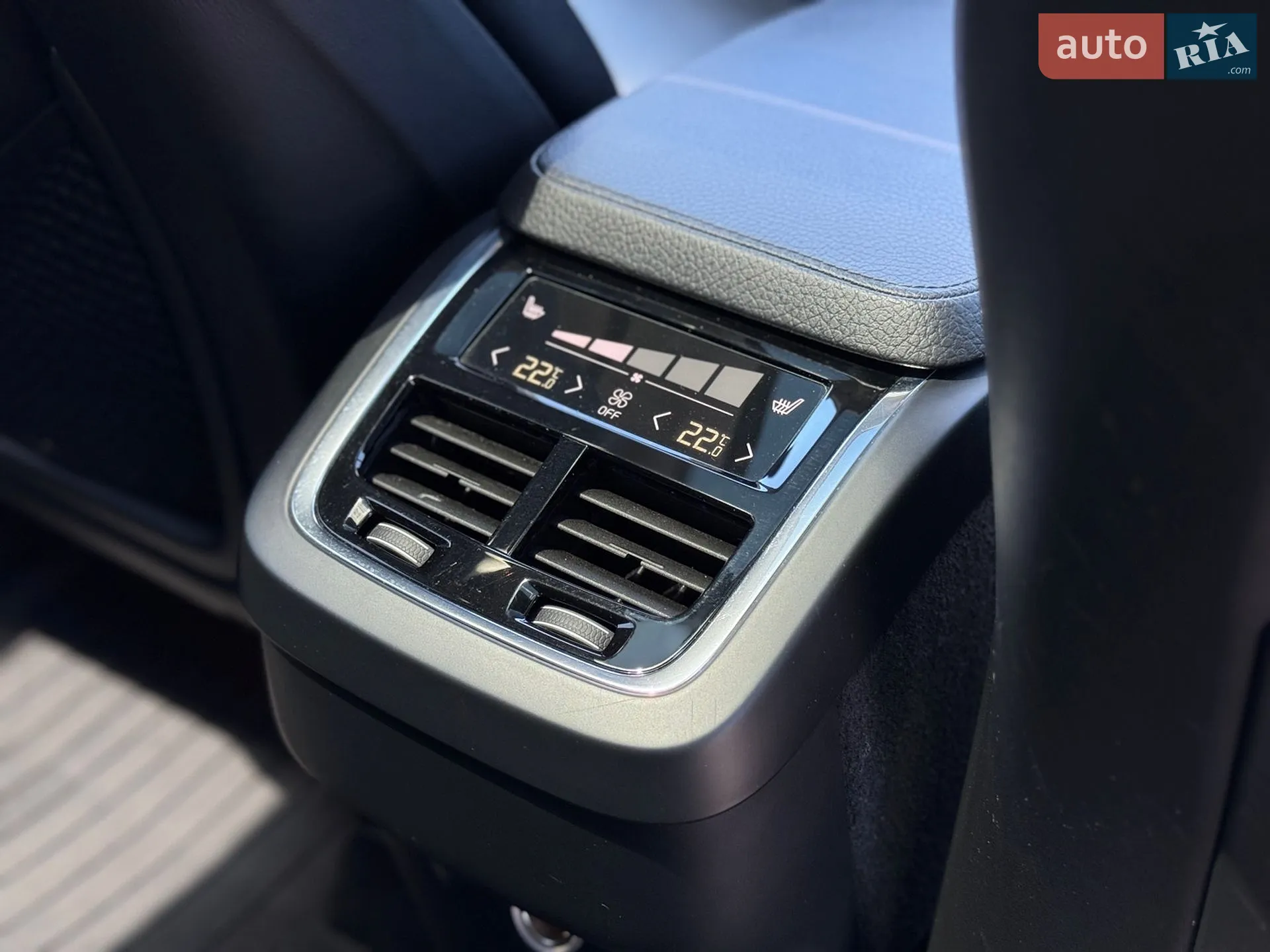 2016 Volvo XC90 - мініатюра 35