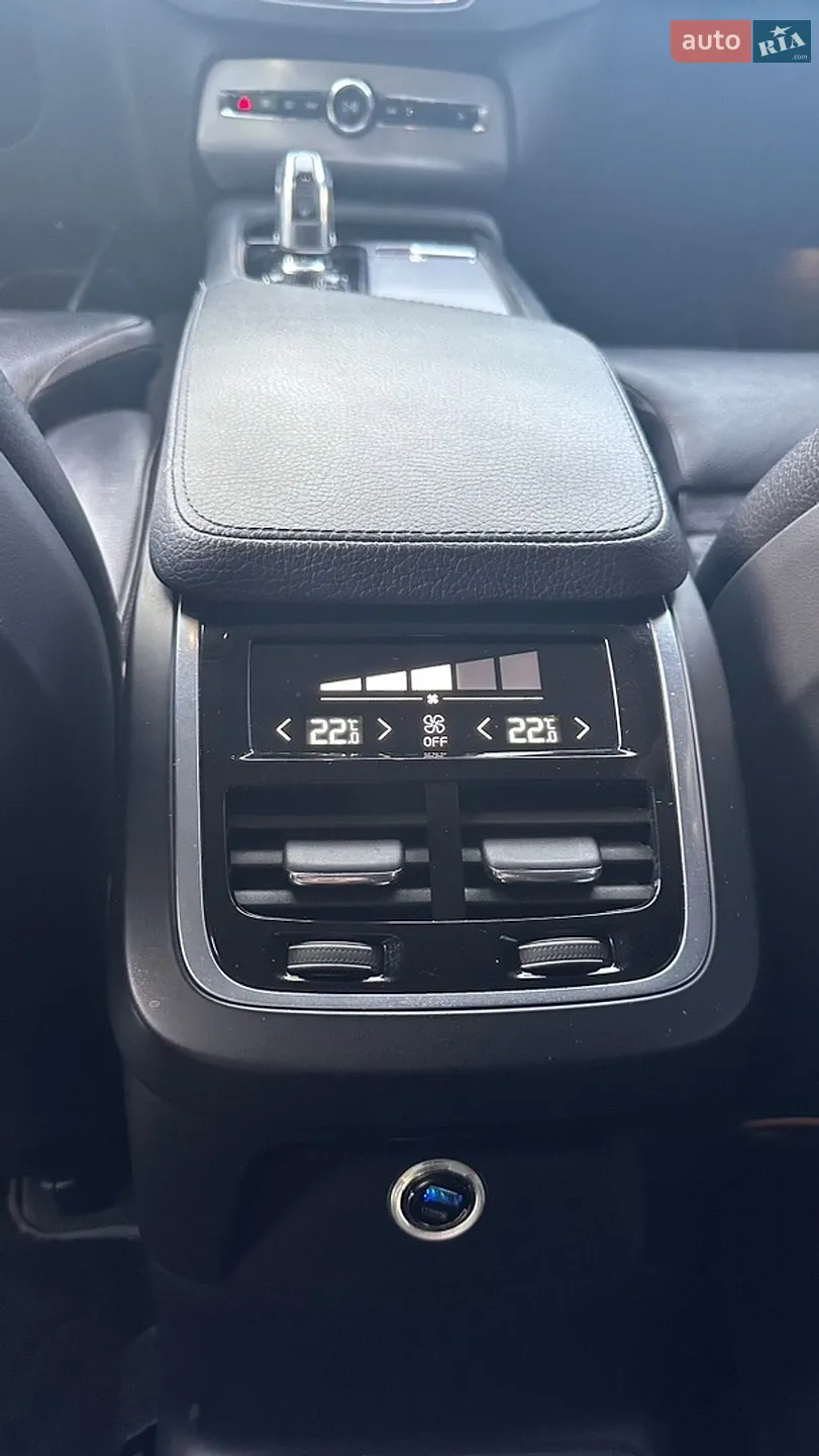 2016 Volvo XC90 - мініатюра 8