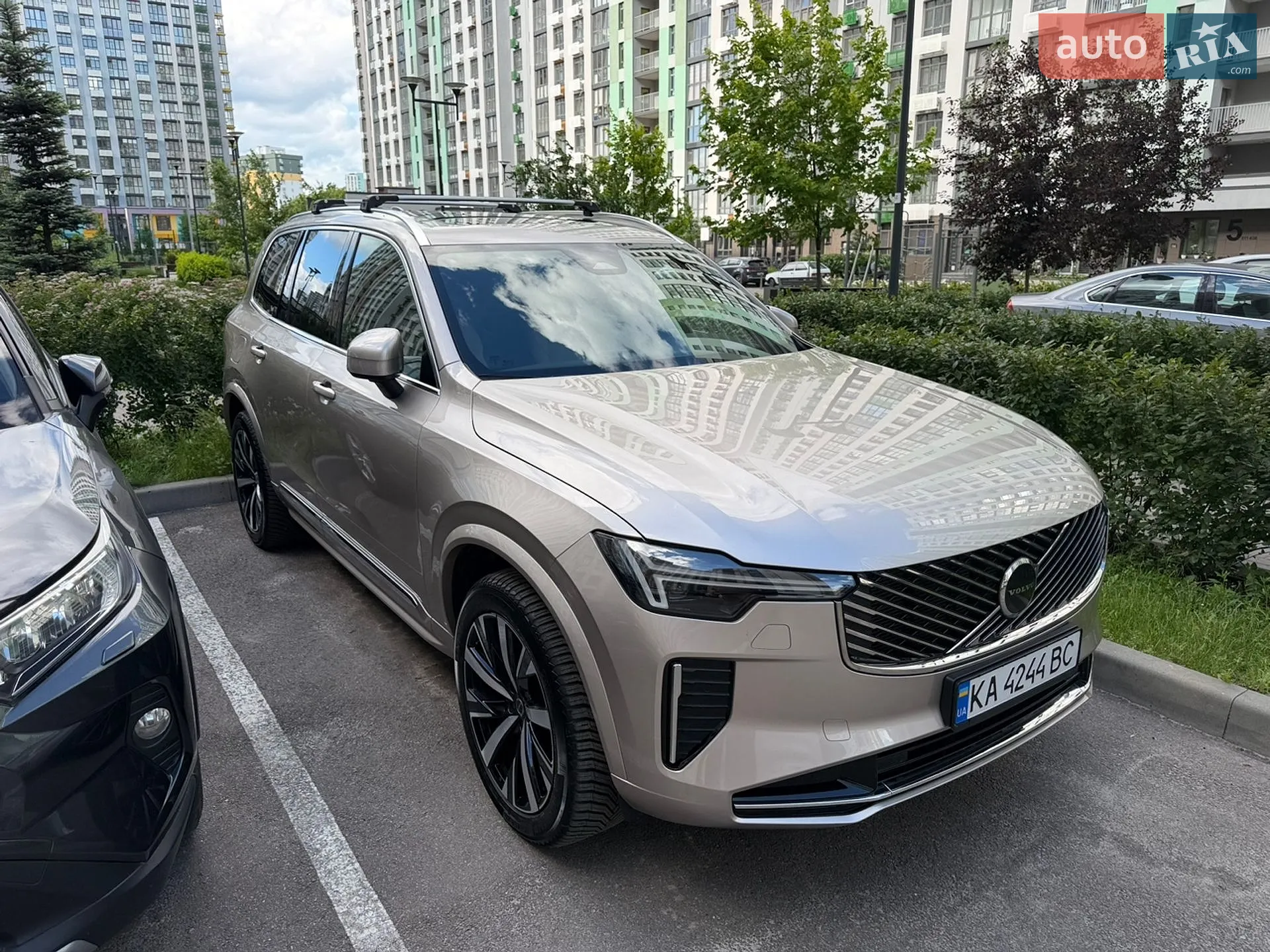 2025 Volvo XC90 - мініатюра 3