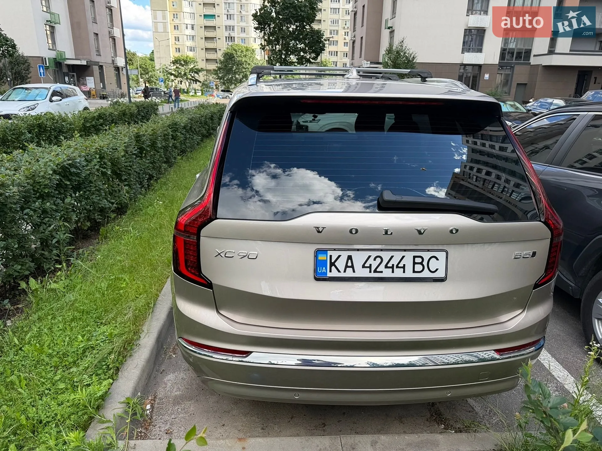 2025 Volvo XC90 - мініатюра 7