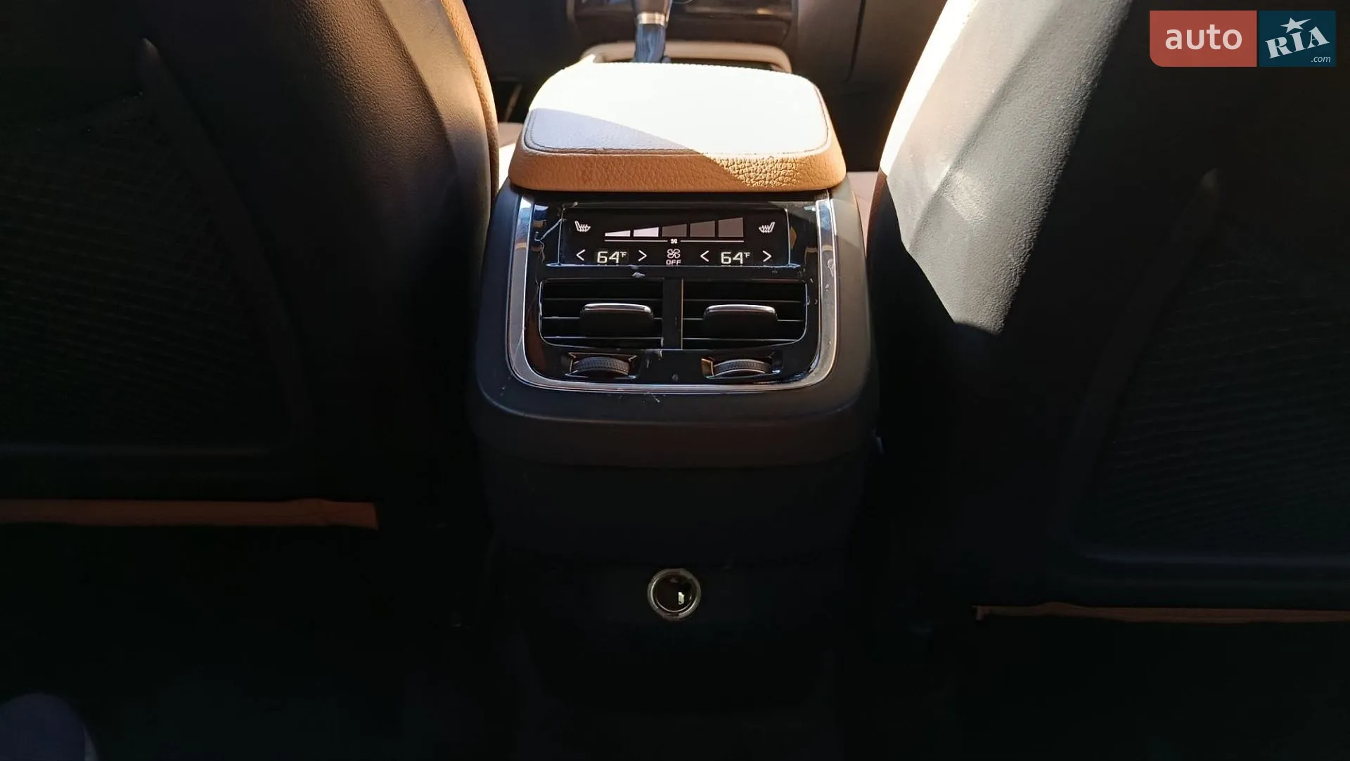 2016 Volvo XC90 - мініатюра 24