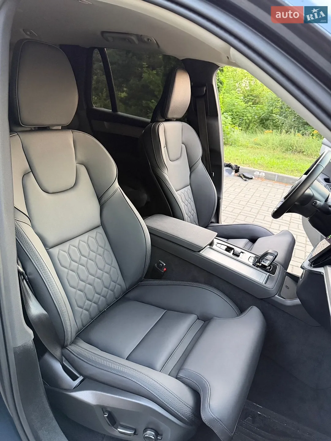 2025 Volvo XC90 - мініатюра 24