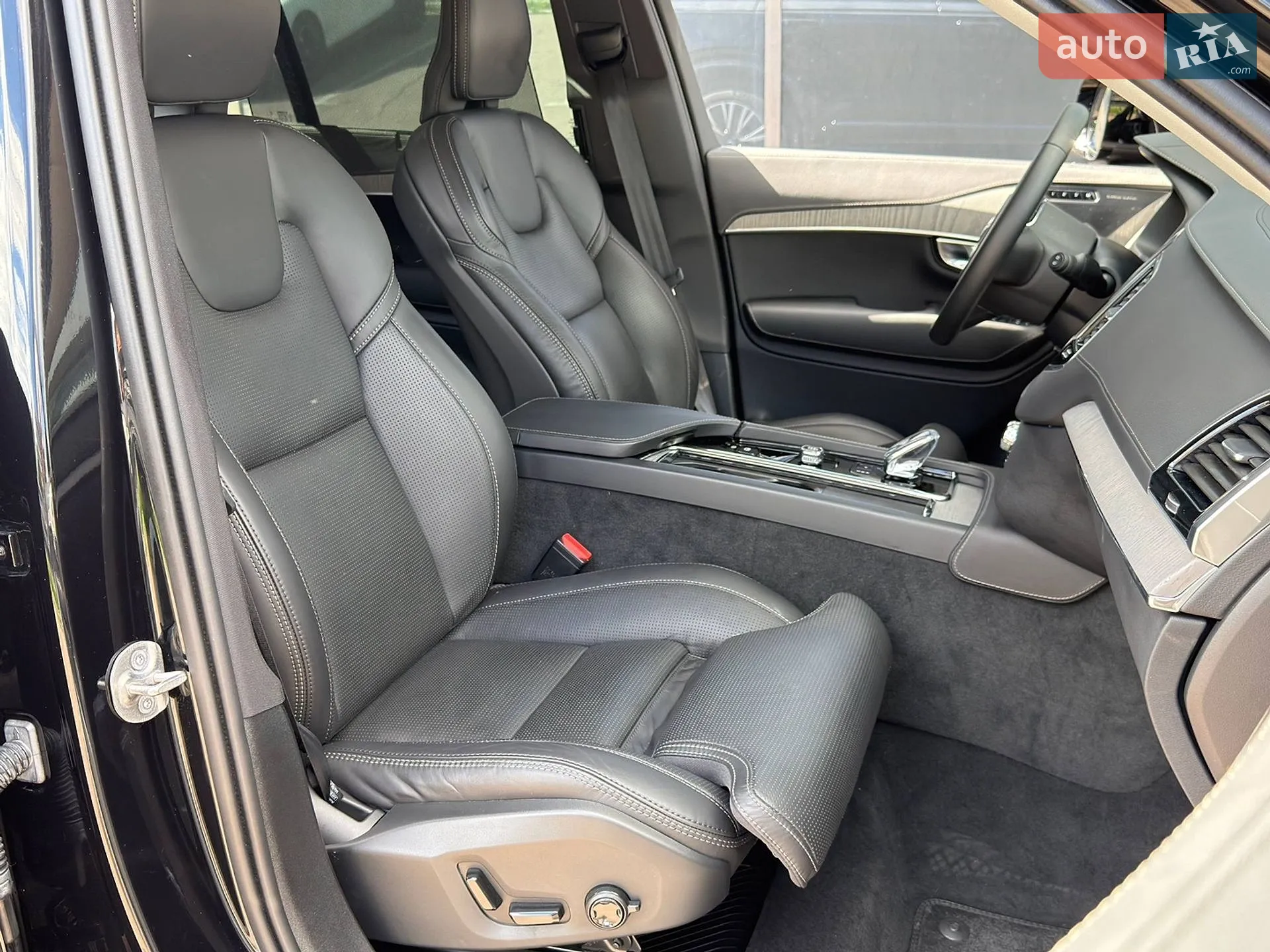 2024 Volvo XC90 - мініатюра 29