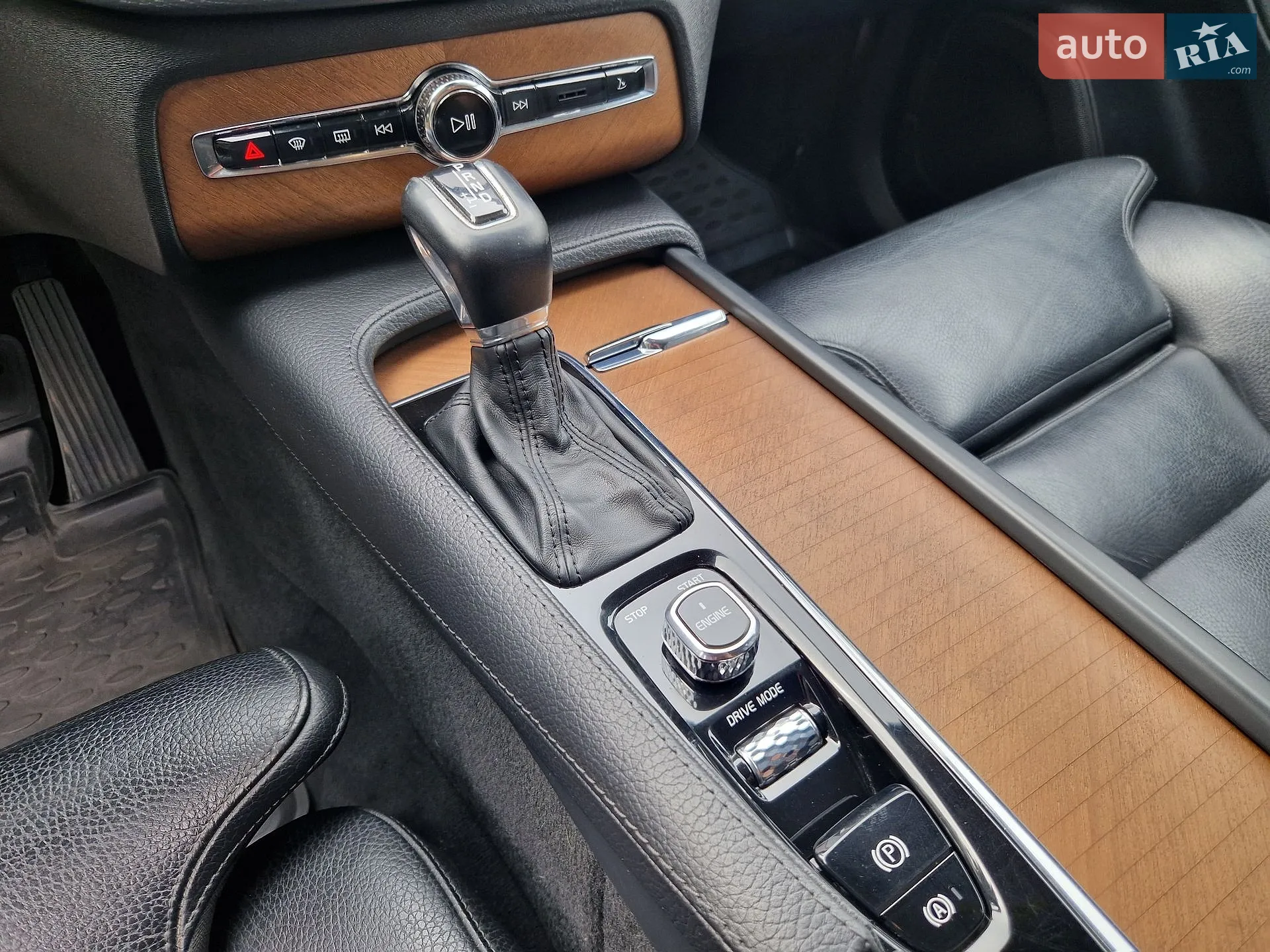 2016 Volvo XC90 - мініатюра 20